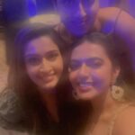 Shivani Rajashekar Instagram - All about last night 💕 #NenjukuNeethi 50 days celebrations✨ With the Dream team @udhay_stalin @arunraja_kamaraj @boney.kapoor @mynameisraahul @itstanya_official @aariarujunanactor @zeestudiosofficial @bayviewprojectsllp @romeopicturesoffl @sonylivindia