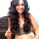 Siddhi Idnani Instagram – Sorrryyy, I can’t hear you over the volume of my hair 😝 #bighairdays 😍😍😍