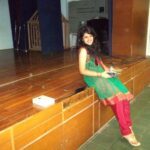 Siddhi Idnani Instagram - Life certainly has come full circle. I graduated from school in 2012 , my wish on the last day was to come back as a judge the next time I come to school. I can’t explain how important JML is to me. It has given me the confidence, the spark for never settling, being extremely outspoken and real along with some great memories to cherish and the bestest friends ! They say, “school life is the best life” and I couldn’t agree anymore. 💜 #JML #SchoolDays #siddhiidnani Jasudben M. L. School
