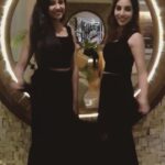 Smruthi Venkat Instagram - #twinning #cozshebethebest @sswethareddy 🖤