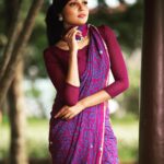 Smruthi Venkat Instagram - #sareewithatwist#shoot#fun#posin!! Pc: @cibi_shiva and @harini_vasudevan