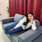 Srinidhi Ramesh Shetty Instagram - Hii🐥🌸