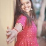 Swathishta Krishnan Instagram - Some early morning shoot before lockdown 😀😅 . . . Captured by @jb__jonathan Wearing @instorefashions