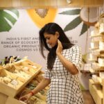 Swathishta Krishnan Instagram - Skincare is healthcare ❤️ Had a great experience, shopping at @juicy_chemistry .. Link in bio 😊 . . . Pc @vicky___075photography . . . #naturalskincare #skincare #skincareroutine #beauty #organicskincare #natural #healthyskin #naturalbeauty #selfcare #glowingskin #skincareproducts #organic #skin #vegan #crueltyfree #skincaretips #antiaging #veganskincare #cleanbeauty #greenbeauty #beautycare #acne #naturalproducts #handmade #naturalskincareproducts #makeup #essentialoils #cosmetics #facial #bhfyp