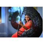 Swathishta Krishnan Instagram - Red ❤️🌹 Wearing @mabia_mb Jewelry @fineshinejewels Makeup @beautyblissbydivs Hairdo @divastylistmakeupartistry Captured by @dilipkumar_photography . . . . ...#behindwoods #behindwoodsgoldmedals #tamilactors #indiaglitztelugu #malayalamcinemas #malayalammoviesongs #mollywood #telugucinema #tamil #kollywoodmovie #jewellery #gowns #bluegown #tiktokgirls #tamilheroines #behindwoods #behindwoodsgoldmedals#malayalamsongs #malayalamcinema #malayalamsongs #malayalam #malayalamheroines #malayalammonday #kollywoodqueen #behindwoods #indiaglitzmalayalam #asianet