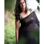 Swathishta Krishnan Instagram - #1 BLACK 🖤 Thank you team Photography @vijayvendhan Makeover @artistrybysupriya Beautifully crafted blouse by @labelmana . . . . .....#behindwoods #behindwoodsgoldmedals #tamilactors #indiaglitztelugu #malayalamcinemas #malayalammoviesongs #mollywood #telugucinema #tamil #kollywoodmovie #jewellery #gowns #bluegown #tiktokgirls #tamilheroines #behindwoods #behindwoodsgoldmedals#malayalamsongs #malayalamcinema #malayalamsongs #malayalam #malayalamheroines #malayalammonday #kollywoodqueen #behindwoods #indiaglitzmalayalam #asianet