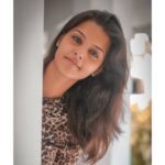 Swathishta Krishnan Instagram - Look forward with HOPE Rather than backward with REGRET Photography by @fourkingscreations Location @themayflowerchennai . . . . ....#behindwoods #behindwoodsgoldmedals #tamilactors #indiaglitztelugu #malayalamcinemas #malayalammoviesongs #mollywood #telugucinema #tamil #kollywoodmovie #jewellery #gowns #bluegown #tiktokgirls #tamilheroines #behindwoods #behindwoodsgoldmedals#malayalamsongs #malayalamcinema #malayalamsongs #malayalam #malayalamheroines #malayalammonday #kollywoodqueen #behindwoods #indiaglitzmalayalam #asianet