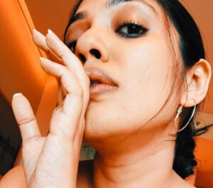 Veena Nandhakumar Instagram - I can be the darkest peach 🍑