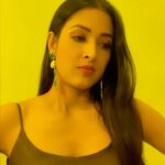Vidisha Instagram - Ab to gayi !!😓 . . @officialjoshapp . . . #instareel #reels #vidisha #vidishasrivastava #funnyreels #mummy