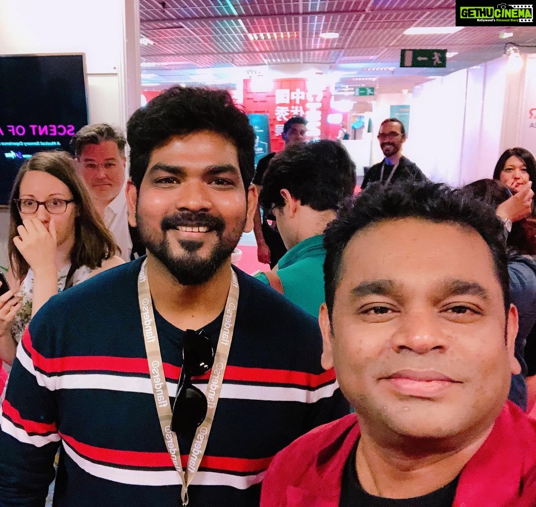 Vignesh Shivan Instagram - With @arrahman Sir 😇😇😇 Always Feel Happy N ...