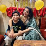 Antara Biswas Instagram - Happy Birthday 🎂 Vivan…. #aboutlastnight #birthdayboy #vivan #godblessyou #hadgreatfun #lotsoflove Saree : @farico.in Kolkata
