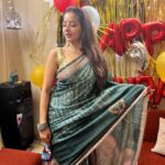Antara Biswas Instagram - Happy Birthday 🎂 Vivan…. #aboutlastnight #birthdayboy #vivan #godblessyou #hadgreatfun #lotsoflove Saree : @farico.in Kolkata