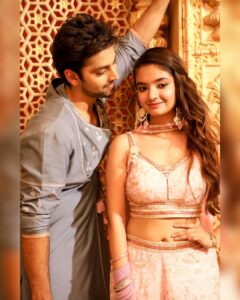 Anushka Sen Instagram - #MastNazronSe Releasing on 31st March. 💗 #tseries @tseries.official #BhushanKumar @jubin_nautiyal @nikifying @manojmuntashir @rochakkohli @ashishforfilms @adityadevmusic @kohlihimansh @sunilpateldop