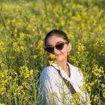 Anushka Sen Instagram - 🫰