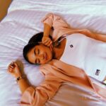 Anushka Sen Instagram - lazying around like my fav emoji 🦦