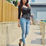 Anveshi Jain Instagram - Shot by @vps.pixels #girl #motivation #black #fitness #instagram #instagood. Trumpet Sky Lounge