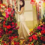 Anveshi Jain Instagram - That’s how i looked today for my live Show ! #giglife #singer #mcanveshi #host #weddinghost @eventsbyexperts @eventsbynadia @wizcraft_india @percept_emc @eventsbynadia @theoberoiudaivilas @everydaymumbai @butterevents @weddingsutra @shaadisquad @shaadisaga @itcmaratha Mumbai, Maharashtra