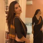Anveshi Jain Instagram - #ootd bus nothing special