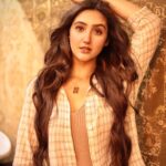Ashnoor Kaur Instagram - Let the hair do the talking😉❤️ . Because when a girl gets a hair transformation, it’s because she plans to evolve herself!!! #NewHair #NewMe #LovingIt . . Thank you @vikas_marwah_hairsalon I’m loving it🥰 Wearing @closet.hues 📸 @smileplease_25