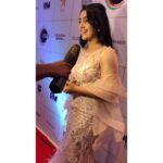 Ashnoor Kaur Instagram - #WhatIWore at the #zee5indiantellyawards2019 @indtellyawards ❤️ Styled by @shrishtimunka Outfit @hubschgowns Jewellery @the_jewel_gallery Makeup @sonugupta9588 Hair @saroj_kadam #AshnoorStyleDiaries Sahara Star