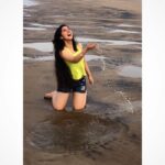 Ashnoor Kaur Instagram - Tan is the only makeup; winds, the only hairstylists❤️