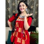 Ashnoor Kaur Instagram - When you get that hair flip on point💁🏻‍♀️ #throwback to #Navratri ❤️ #HairFlip #ashnoorkaur #AshnoorStyleDiaries