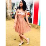 Ashnoor Kaur Instagram - Had a lovelyyyy time at @celebrityface Thank you so much for coming to meet me, and the lovely team for the warmth.. muahhh😘 Lotsa love! @celebrityface @irakeshdwivedi . . Dress @sewbery Mua/Hair @celebrityfacemakeovers Which city are you from? Celebrity Face Villa