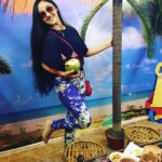 Ashnoor Kaur Instagram - #beachtheme #ashnoor #💕 #instaclick #offscreen