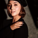 Ashnoor Kaur Instagram - Could end in burning flames or paradise... Fade into view🎶🖤 . . 1 or 2? . . Shoot conceptualisation @nehaadhvikmahajan 💄MUAH & styling @nehaadhvikmahajan 📸 @amitkhannaphotography 📍 @theresortmumbai