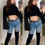 Avneet Kaur Instagram - Double trouble.🖤 #styledbyme #winters