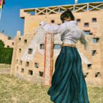 Avneet Kaur Instagram - Heart and soul.♥️ #rajasthan Styling : @akansha.27 @tiara_gal 👚: @label.amari @sorayabymalvika 🤝 : @ishikapunamiya @style_by_ruchi @houseofcreativity._ 📸- @sonianandra Jodhpur - The Blue Heaven