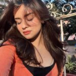 Avneet Kaur Instagram - Courage dear heart 🧡