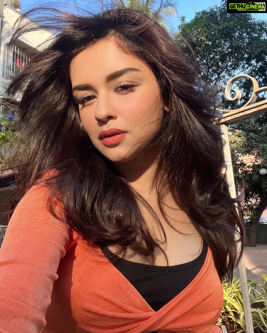 Avneet Kaur Instagram – Courage dear heart 🧡 | Gethu Cinema