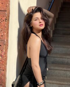 Avneet Kaur Thumbnail - 1.2 Million Likes - Top Liked Instagram Posts and Photos