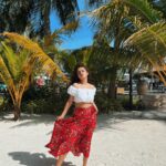 Avneet Kaur Instagram – I love the new @kayak_in travel app. #SearchOneAndDone . I make sure I check it when planning any trip as it compares prices from multiple travel sites at once . Don’t miss out go check their app now to save on your next trip ! I’m happy working on them since I already use them for my trips !
#ad Maldives