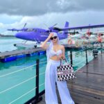 Avneet Kaur Instagram – Create a life you don’t need a vacation from.🤍🌊✈️☁️ #maldives #maldivesseaplane #travelwithak #seethesorldwithak 

Outfit : @risate_apparels 
@stylingcityy
Bag : @dior 
Shades : @versace 
Shoes : @nike Maldives