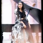 Bhanu Sri Mehra Instagram - 🖤🦢