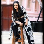 Bhanu Sri Mehra Instagram - 😉🖤💟 Outfit by:@jazzy.apparel PC:@they_call_me_keshu Location:@picturesq_next #newclick #happyness #peace #blackandwhite #bhanusree🔥❤️