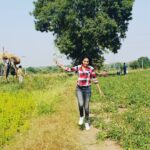 Bhanu Sri Mehra Instagram - Tomato thotalo nenu😉🤣