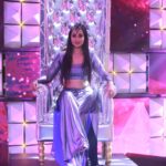 Bhanu Sri Mehra Instagram - Super queen 👸 @zeetelugu on 28th afternoon 12 'O' Clock don't miss it guys 😍 Pic:@ranjithpawan Jewelry:@pretty.jewelbox #bhanusree🔥❤️ #zeetelugu #superqueen #hybridpilla #love #show