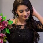 Bhanu Sri Mehra Instagram - Find the beauty and shine every day ✨ 💞 📸:@saicharanthejareddyphotography Outfit:@divya_varun_offical #newclick #everyday #shine #bhanusree🔥❤️ #hybridpilla