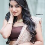 Bhanu Sri Mehra Instagram - 🤎 📸:@saicharanthejareddyphotography Outfit:@divya_varun_offical * * * #newpost #newlook #bhanusree🔥❤️ #hybridpilla #tollywoodactress