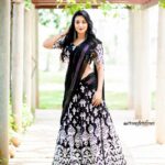 Bhanu Sri Mehra Instagram - 🖤👀 @mudradesigninghome 📸:@saicharanthejareddyphotography Hairstyle:@hairstylistravi * * #newpost #happyface #goodlooks #black #love #bhanusree🔥❤️ #hybridpilla