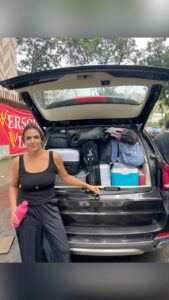 Esha Deol Instagram - Always loaded for shoots 👊🏼
 @suniel.shetty It’s about time I took your suggestion of an add on carry truck 😂 to fit my stuff. 

#eshadeol #workmode #shootlife #trendingreels #loaded #hustling