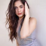 Jannat Zubair Rahmani Instagram - The art of eye contact 🌊