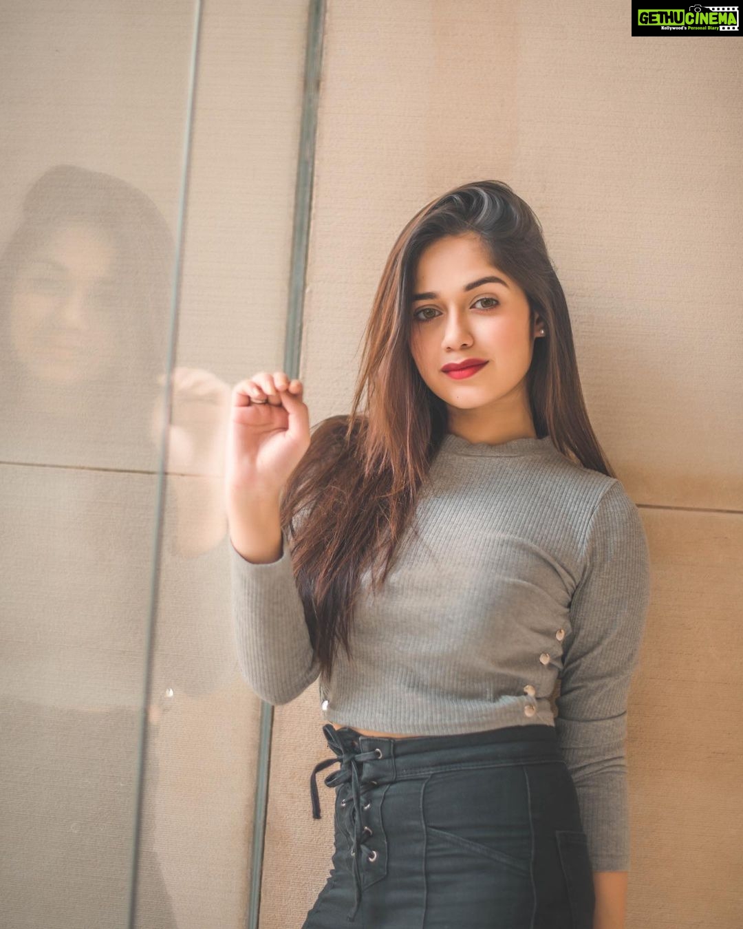 Jannat Zubair Rahmani Instagram - You really start to grow and glow ...