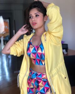 Jannat Zubair Rahmani Instagram - Have a good day y’all!❤️ Yerevan, Armenia