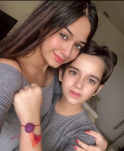 Jannat Zubair Rahmani Instagram - Happy Independence Day🇮🇳 #jaihind #proudindian Happy Raksha Bandhan ❣️