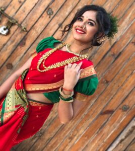 Jannat Zubair Rahmani Instagram - Marathi captions please?