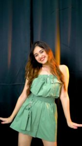 Jannat Zubair Rahmani Instagram - Simple dimple 💚 
#simpledimple